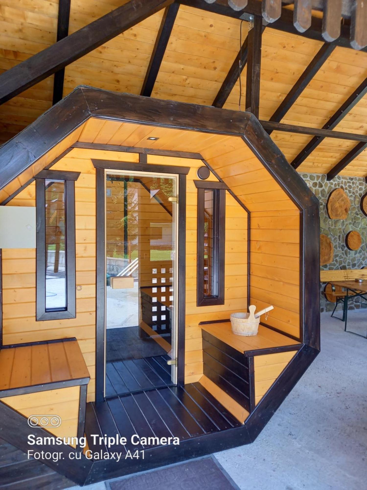 Cabana Ioana Воронец Экстерьер фото